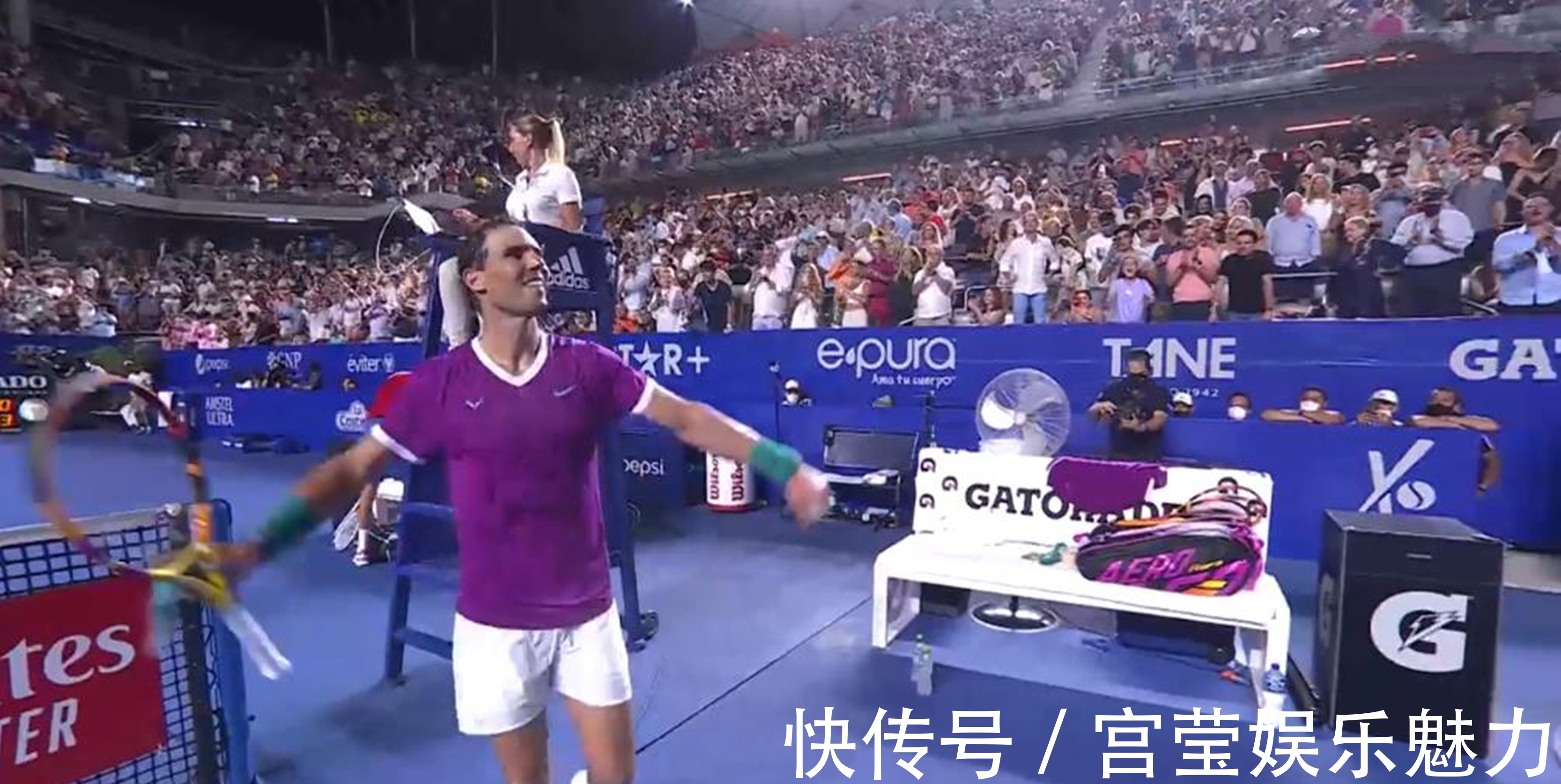 在主教练的 在主教练的