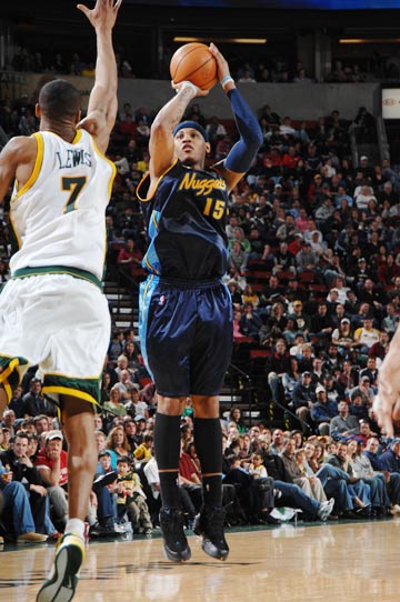 希罗绝杀热火逆转魔术 亚历山大45分雷霆9连胜