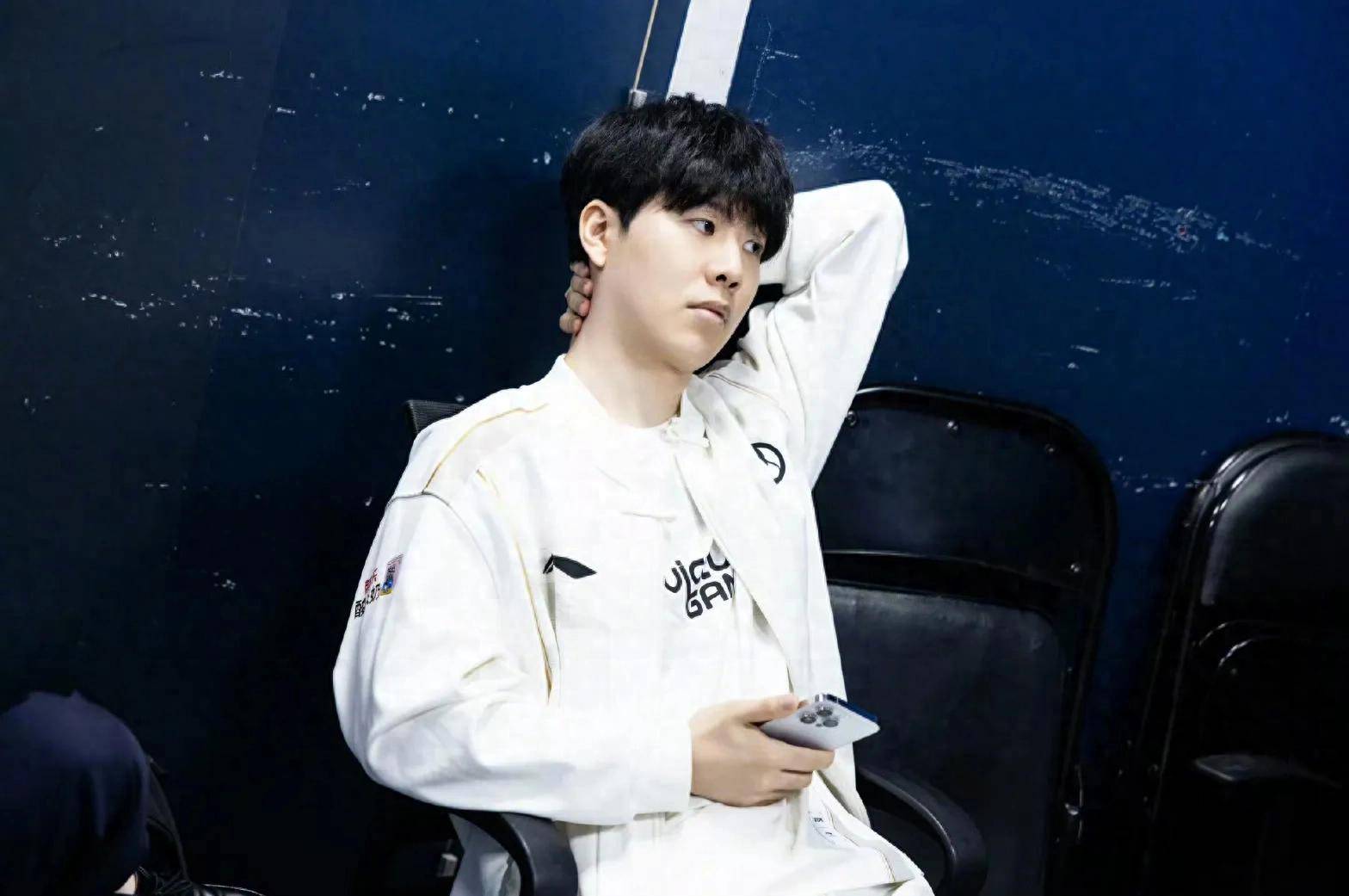 与犯规控制 与犯规控制