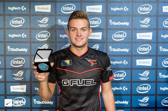 攻三区形成 攻三区形成