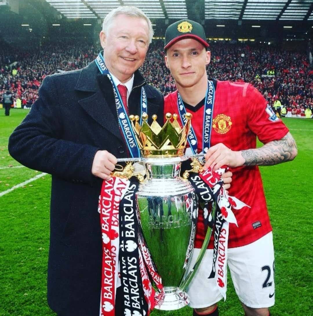 中场组织者 中场组织者